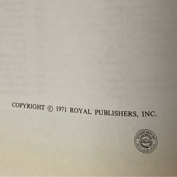 Royal Classic Portrait Edition Family Bible KJV - Picture 7 of 9